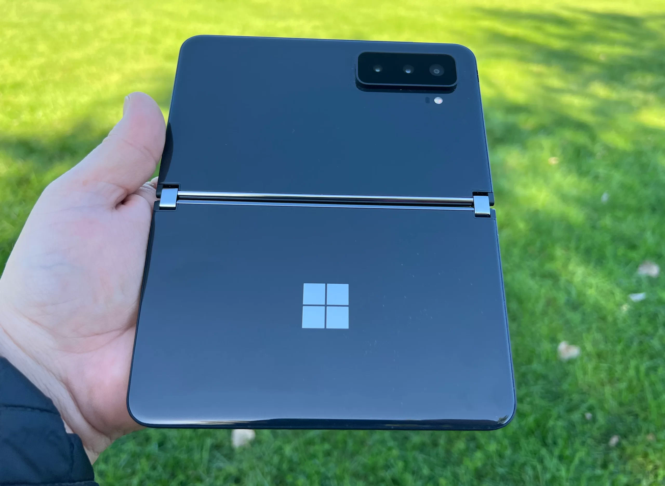 Surface Duo 2